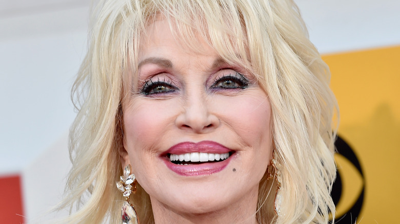 Dolly Parton smiling 