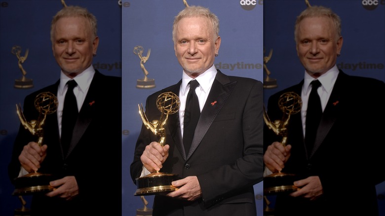 Anthony Geary holding Daytime Emmy award