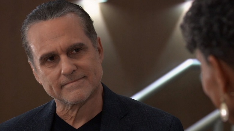 General Hospital's Sonny smirking