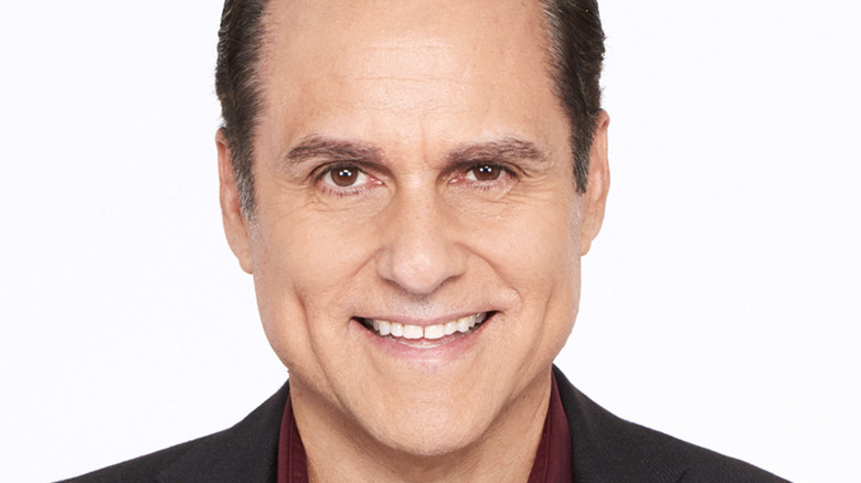 Maurice Benard smiling