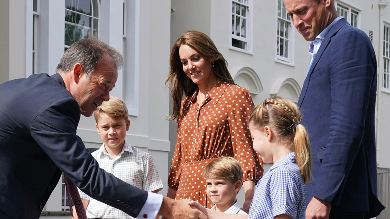 Prince William and Princess Catherine doing a school drop-off
