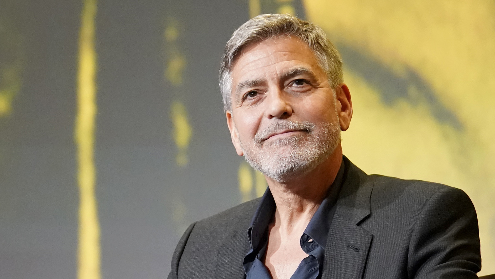 Clooney's Massive Gift To His Friends Is Turning Heads