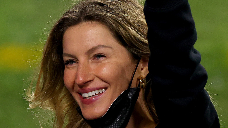 Gisele Bündchen cheers for Tom Brady's win