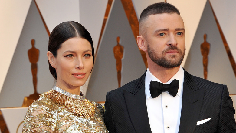 Jessica Biel and Justin Timberlake posing together at the Oscars