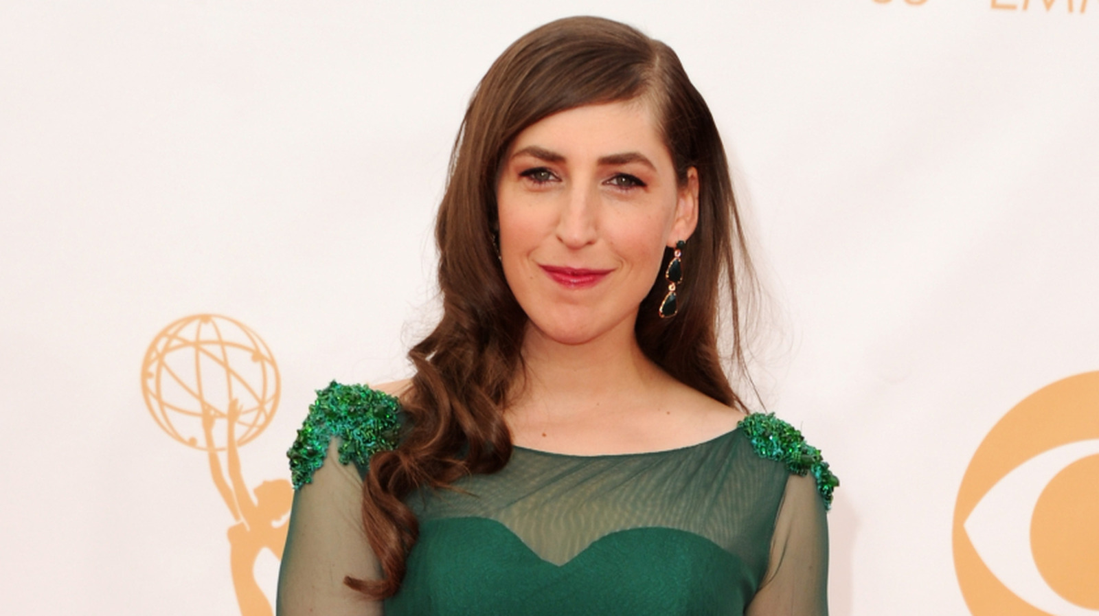 <a href="https://www.thelist.com/2246674/gorgeous-throwback-photos-mayim-bialik-before-big-bang-theory-fame/" target="_blank">Gorgeous Throwback Photos Of Mayim Bialik Before Big Bang Theory Fame</a>