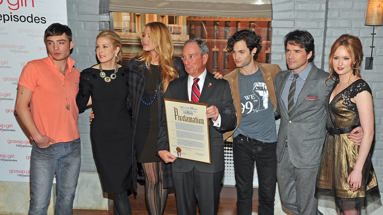 Gossip Girl ensemble with Michael Bloomberg