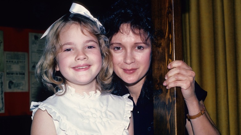 Drew Barrymore and her mother Jaid Barrymore in 1982
