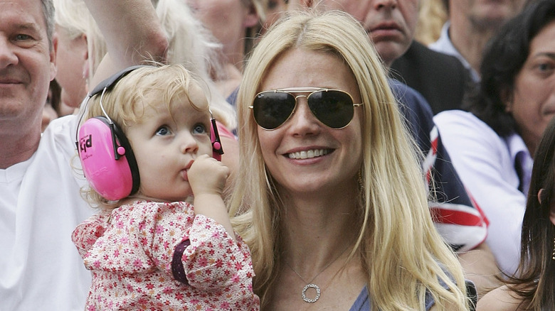 Gwyneth Paltrow holding baby Apple Martin