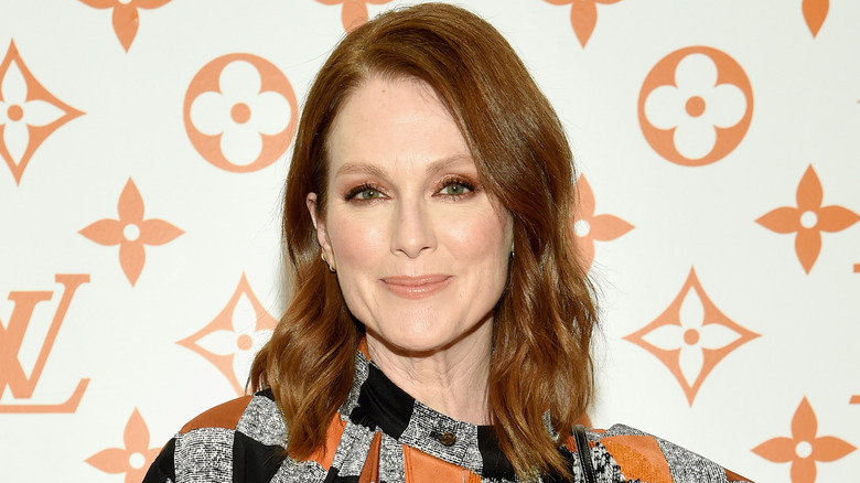 Does Curly Hair Make You Look Older Or Younger Diaz Sathimpiou