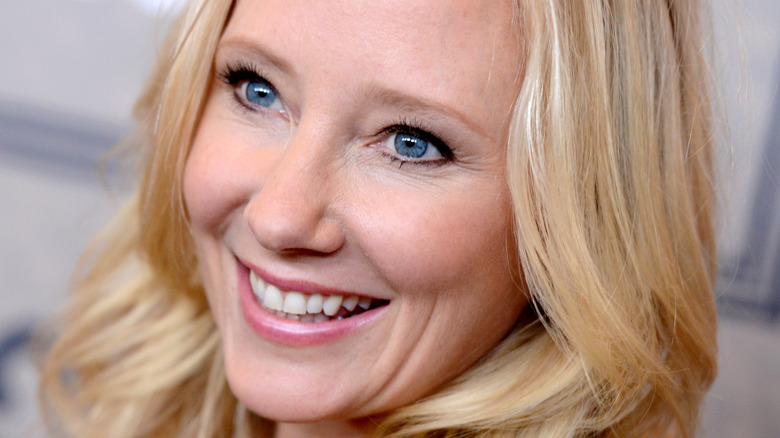 Anne Heche smiling at event