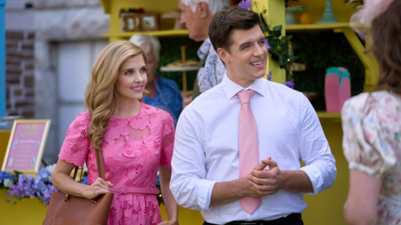 Jen Lilley as Ruby (left) and Dan Jeannotte as Prince Luca (right) in "A Royal Setting."