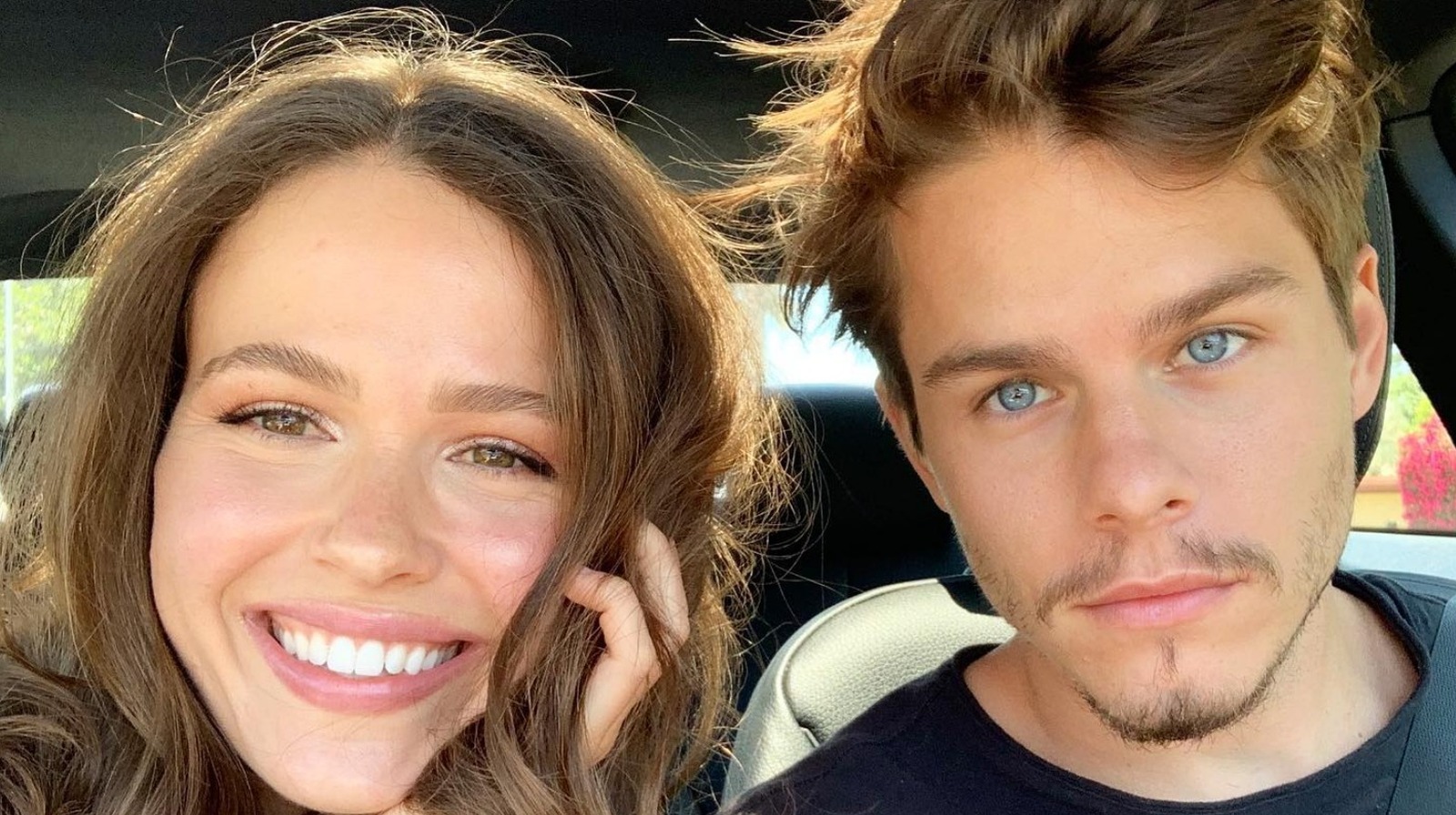 Hallmark Couple Jocelyn Hudon And Jake Manley Married In A 'Low