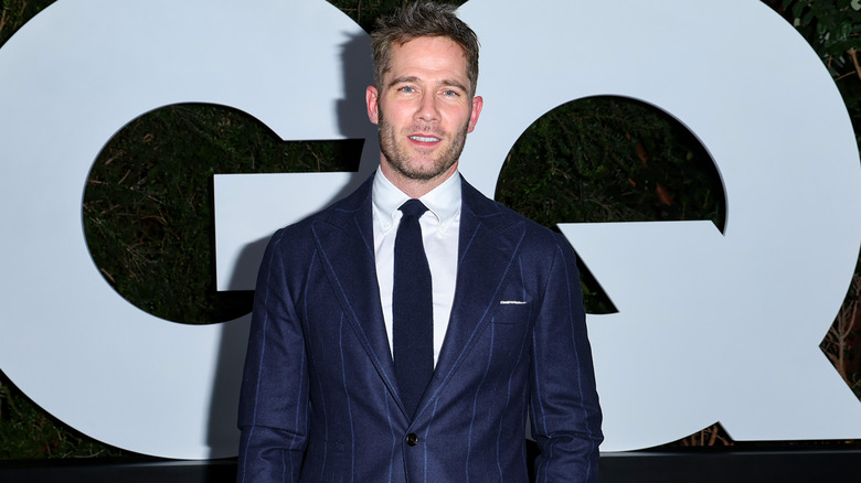 Luke Macfarlane at red carpet event 