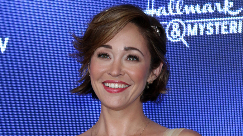 Autumn Reeser posing for a Hallmark event