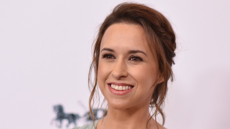 Lacey Chabert smiling