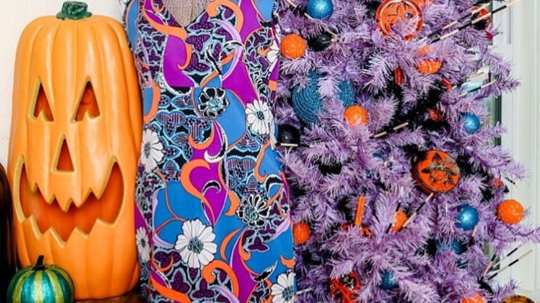 jen perkins' purple halloween tree