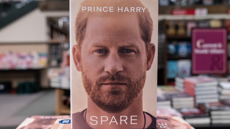 "Spare" cover at Barnes & Noble