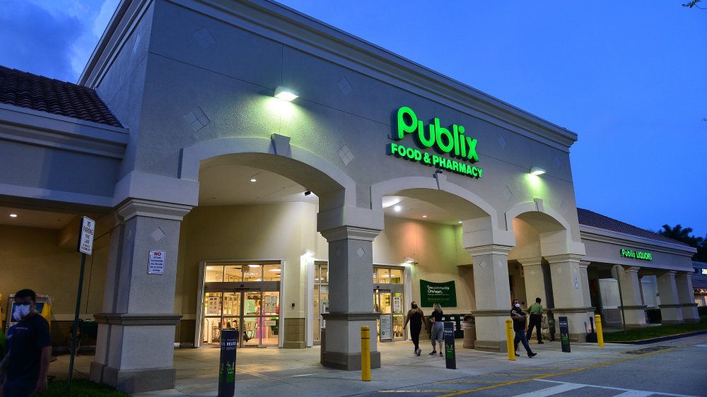 Publix grocery store