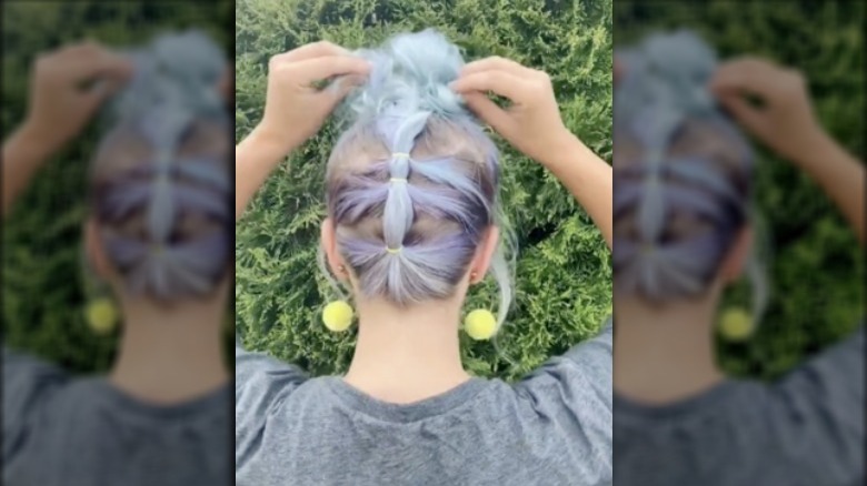 Here's A TikTok-Approved Way To Make A Messy Bun Even With Short Hair