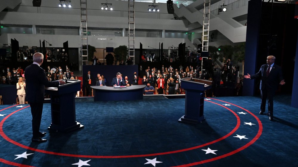 Wide shot, debate stage