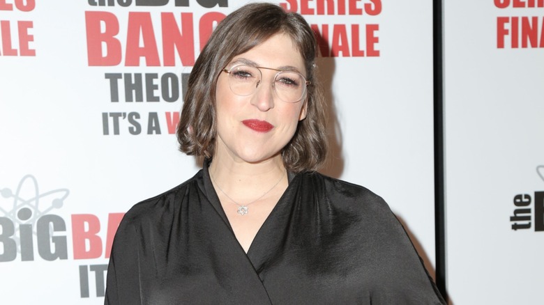 Mayim Bialik attends the series finale premiere of "The Big Bang Theory" in 2019