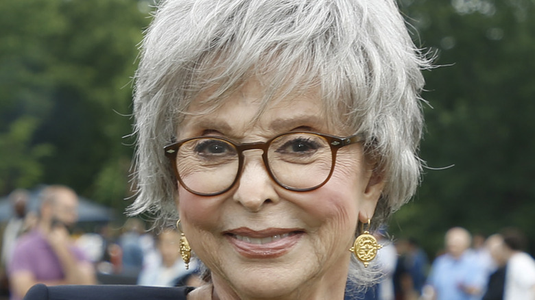 Rita Moreno smilig 