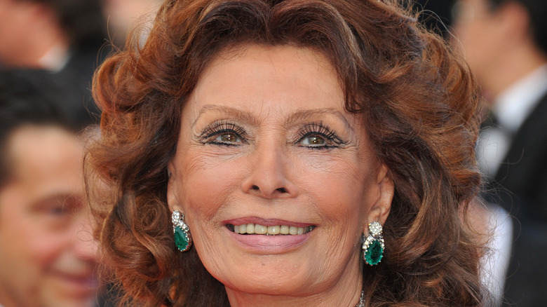 Sophia Loren smiling at an event