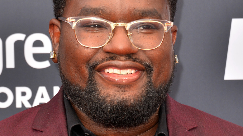 Lil Rel Howery smiling