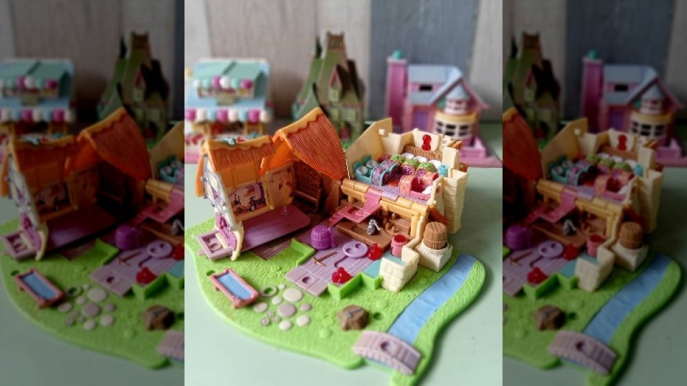 Vintage Polly Pocket set