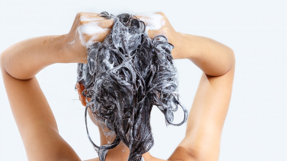 Here's How Shampoo Could Be Causing Damage To Your Skin