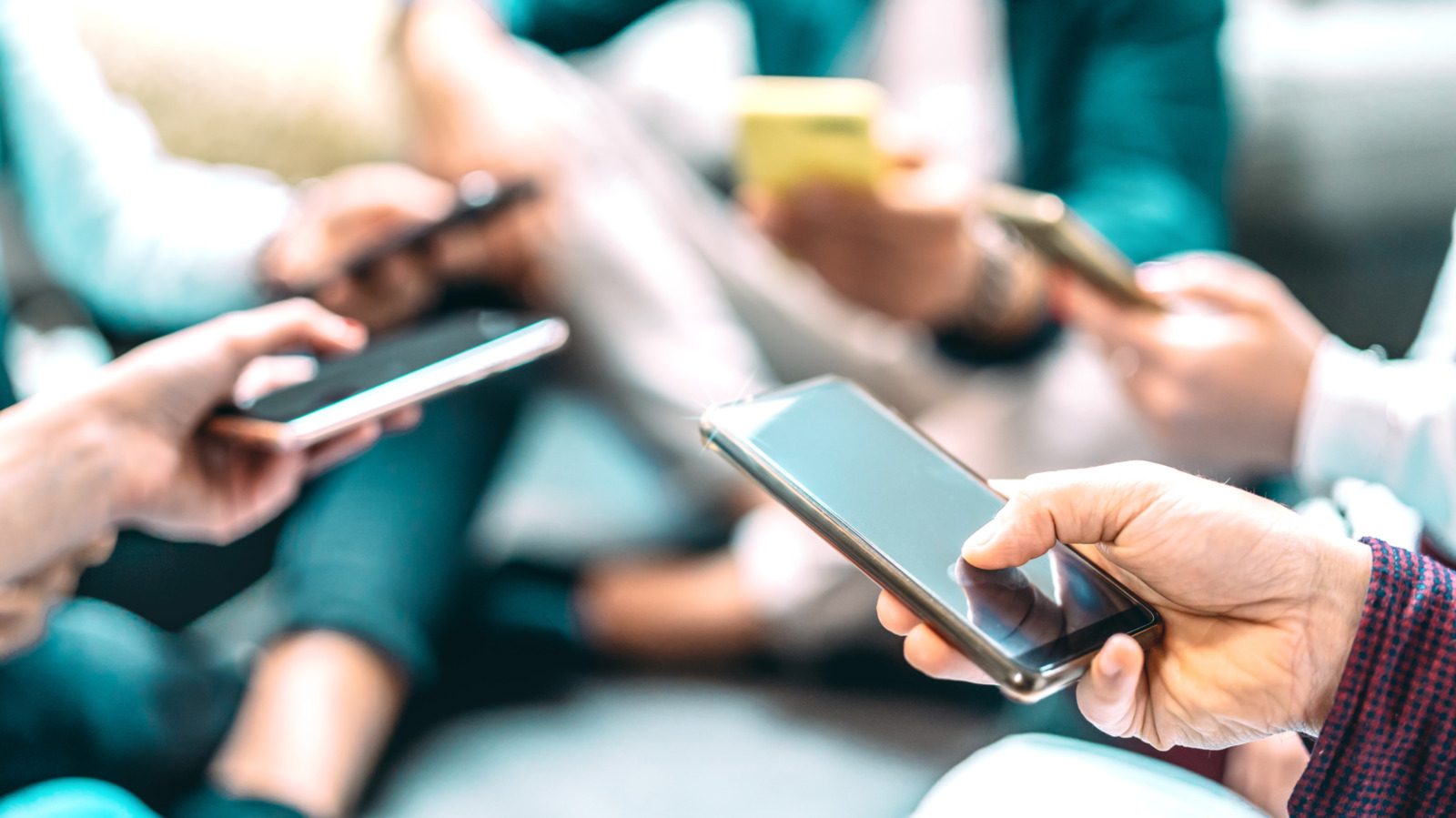 Here's How Social Media Affects Your Dopamine Levels