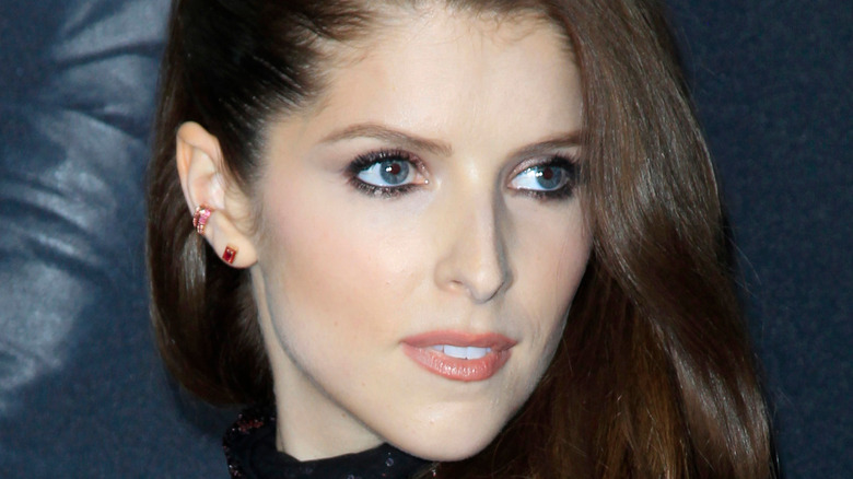 Close-up of Anna Kendrick looking over her shoulder