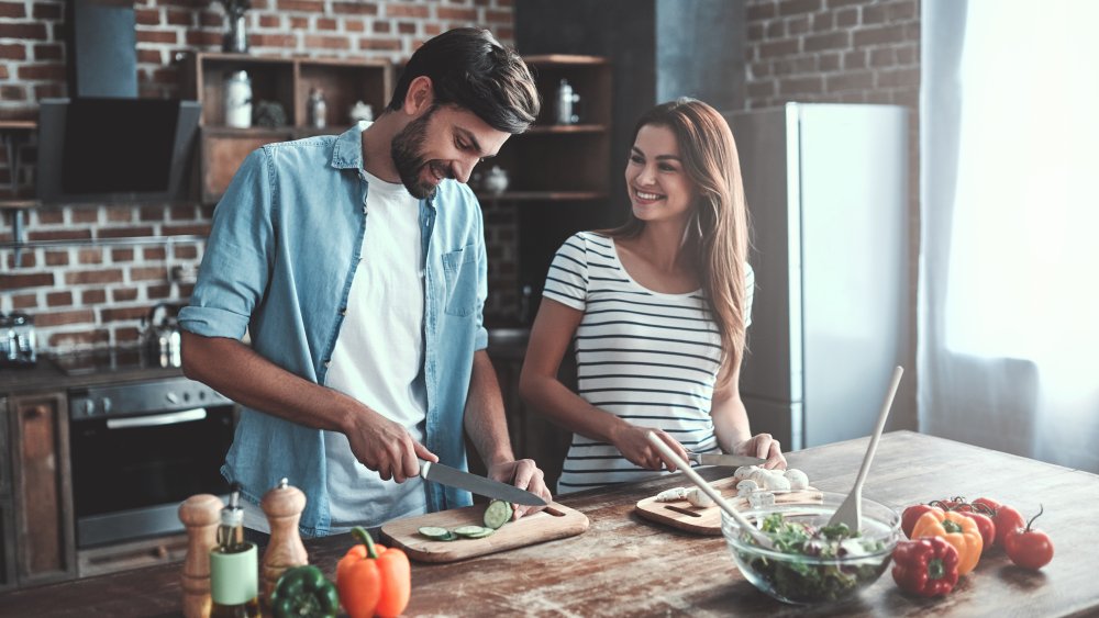 couple cooking