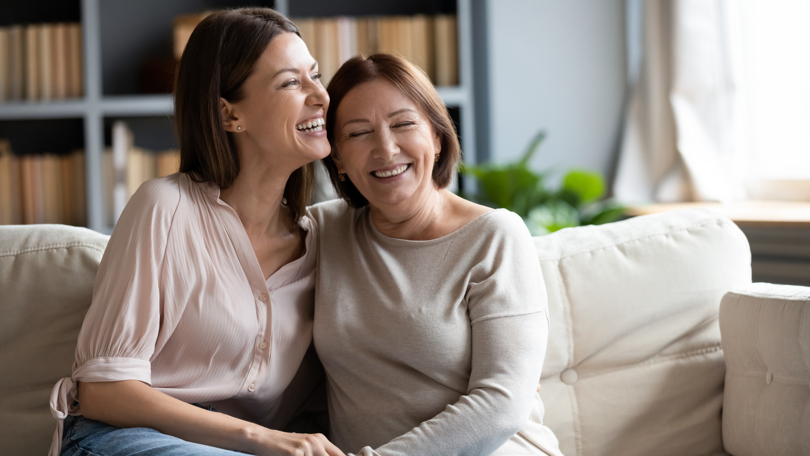 Here s How To Support A Friend Struggling With Depression Here s How To Support A Friend Struggling With Depression