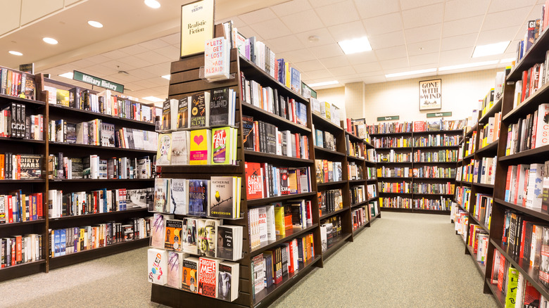 Barnes & Noble bookstore shelves