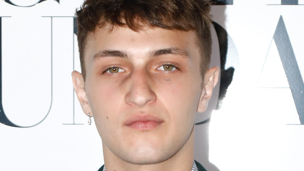 Anwar Hadid posing