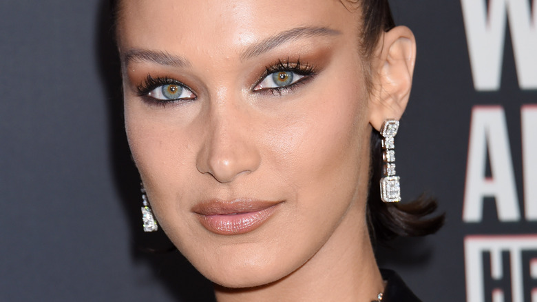 Bella Hadid glammed up