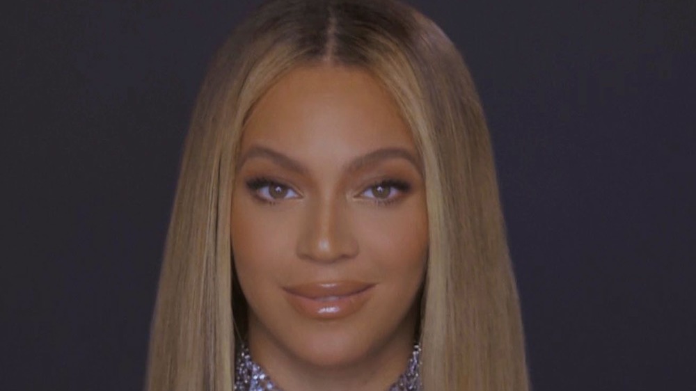 Beyoncé smiling