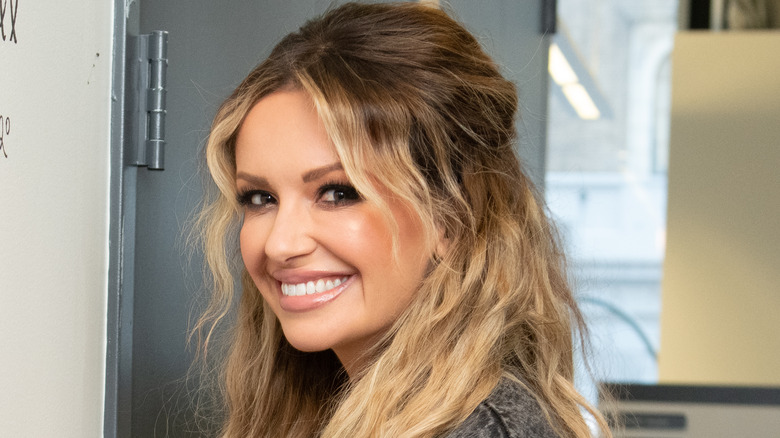 Carly Pearce smiling