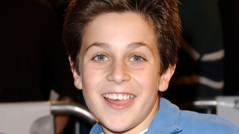 David Henrie smiling