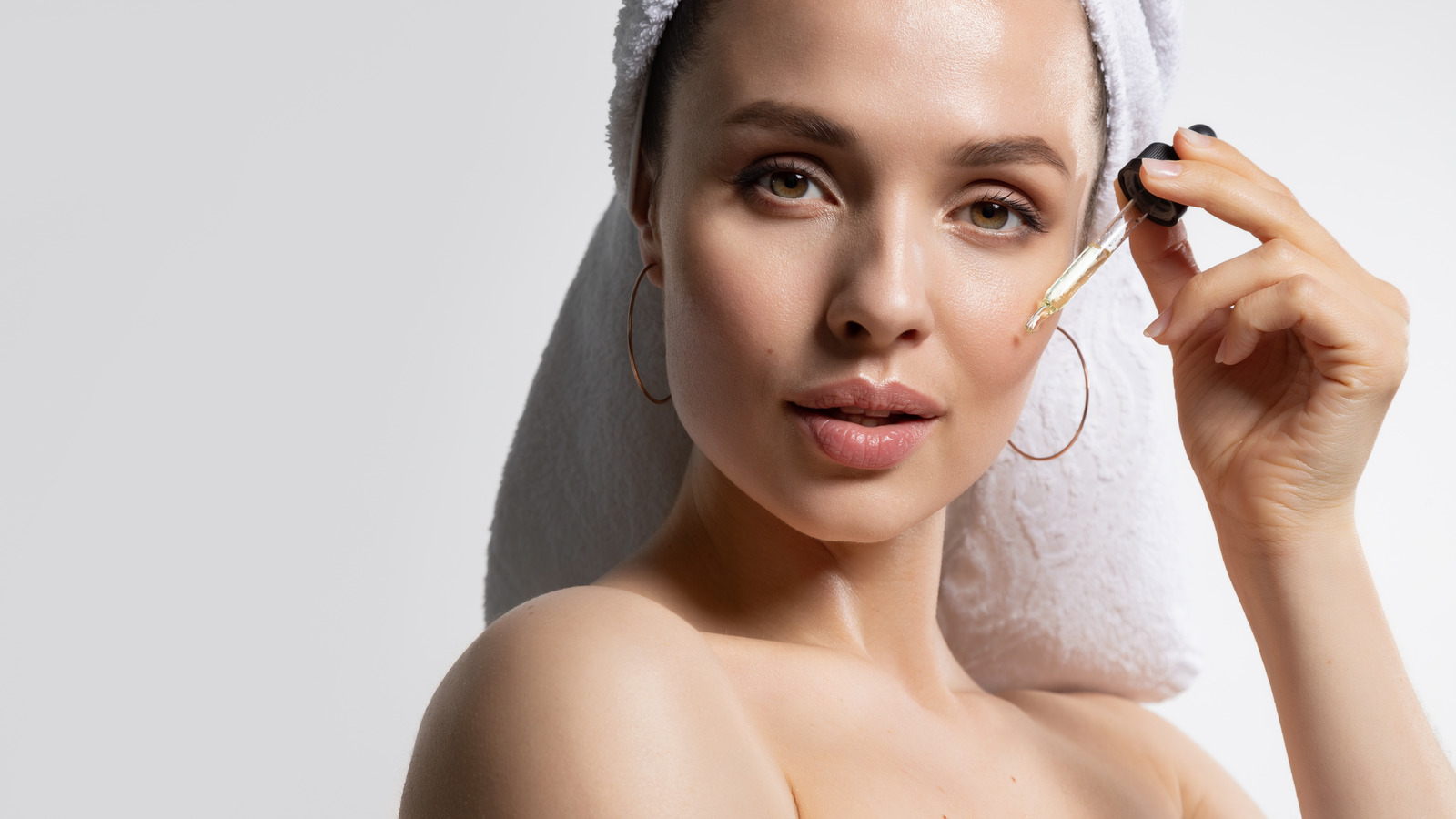 Here's What Glycolic Acid Can And Can't Do For You