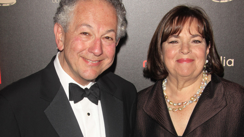 Ina and Jeffrey Garten smile at event