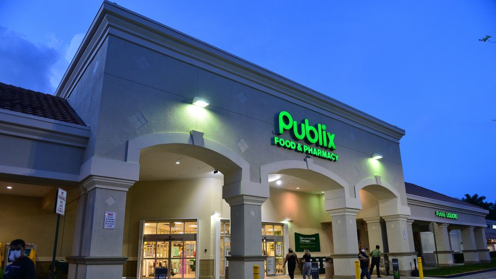 Publix storefront