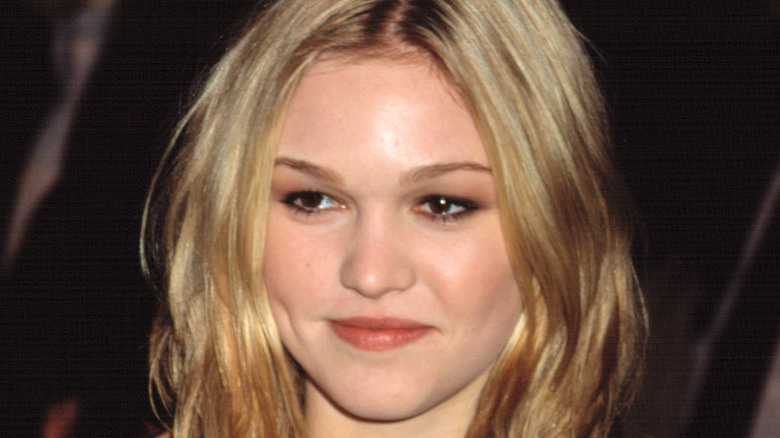 Julia Stiles smiling