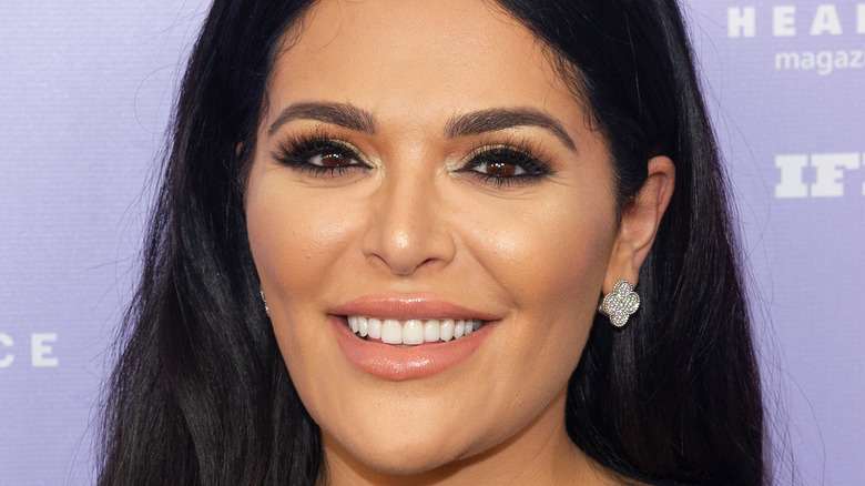 Mona Kattan smiling
