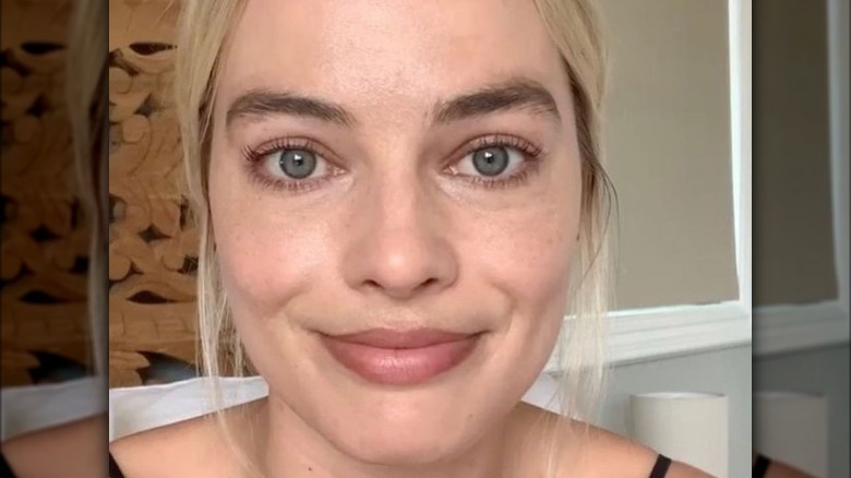 Banquet Zoo om natten udslæt Here's What Margot Robbie Looks Like Going Makeup-Free