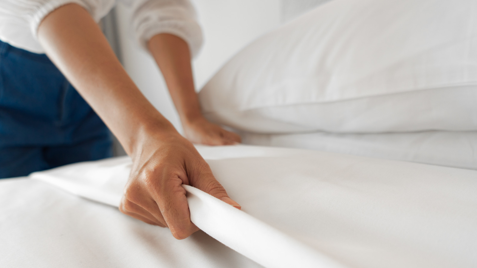 Here's What Really Happens When You Don't Change Your Sheets Weekly