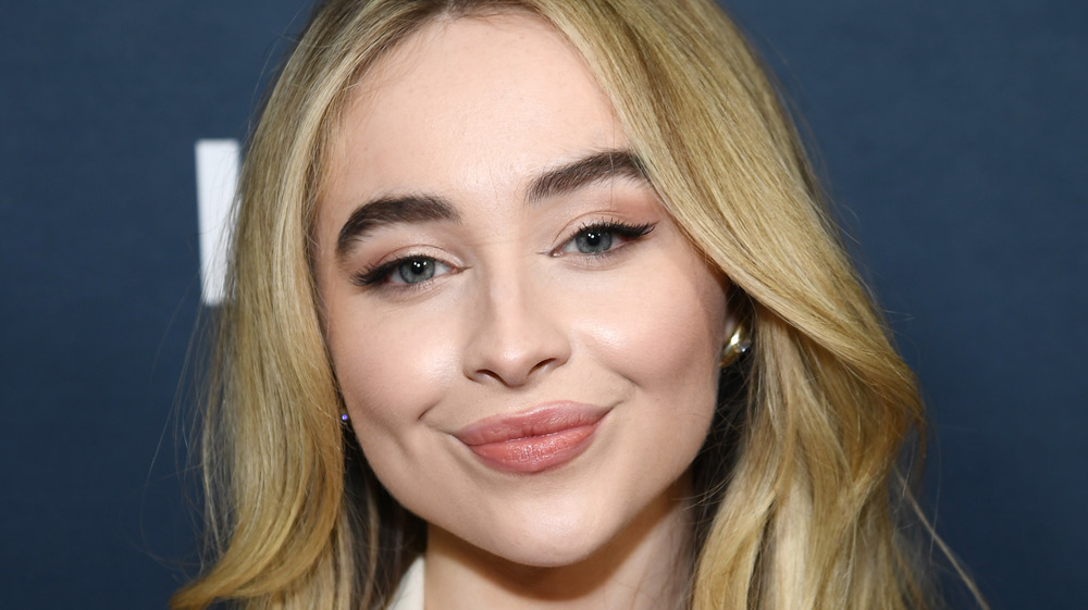 Sabrina Carpenter smiling 