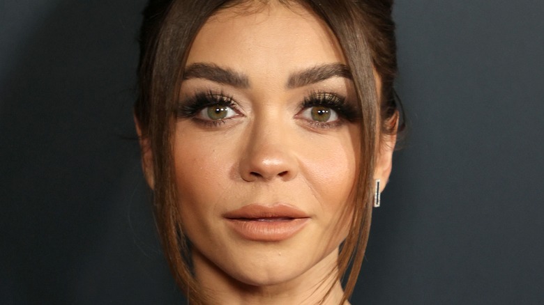 Sarah Hyland on the red carpet 