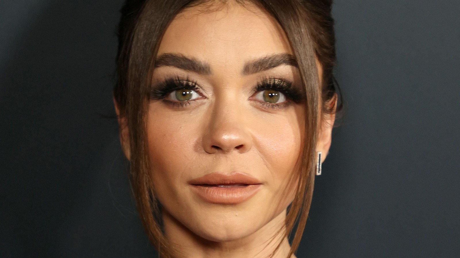 Here’s What Sarah Hyland Looks Like Going Makeup Free